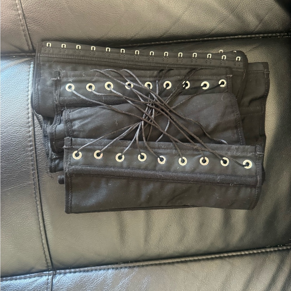 Bella Colombian  Black Body waist corset